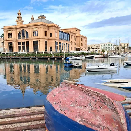 Poesis - Centro Bari, Murat