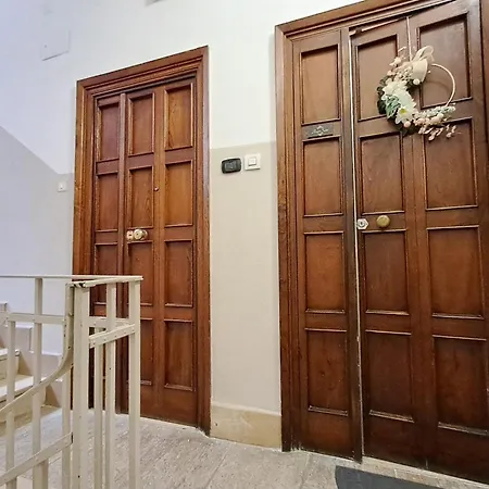 Poesis - Centro Bari, Murat * Μπάρι