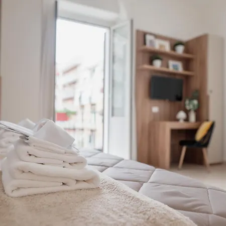 Poesis - Centro Bari, Murat