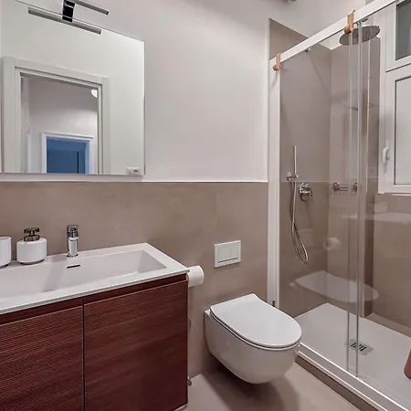 Poesis - Centro Bari, Murat Бари