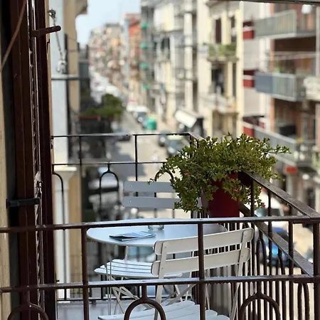Poesis - Centro Bari, Murat Апартаменты *
